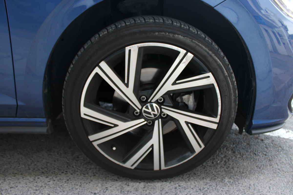 Volkswagen Polo — 22