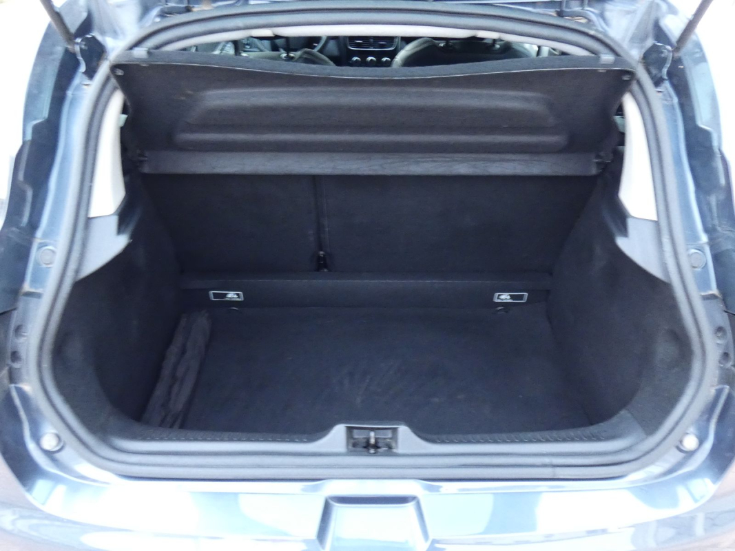 Renault Clio — 7