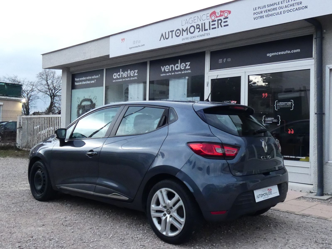 Renault Clio — 8