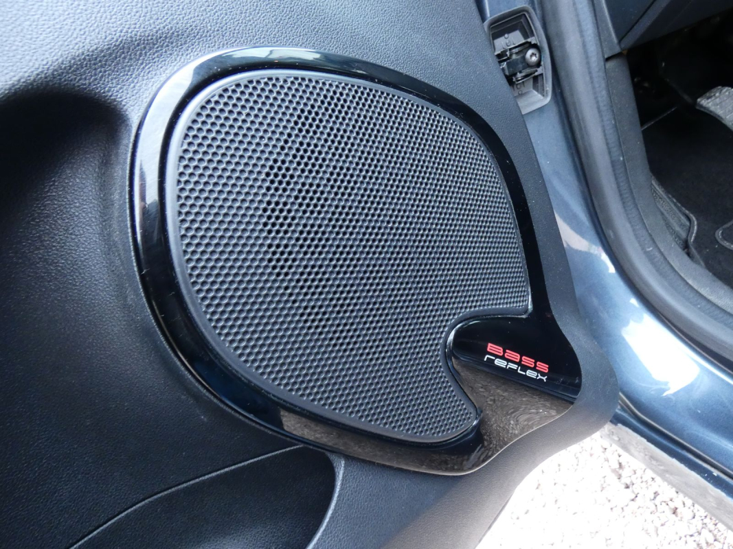 Renault Clio — 10