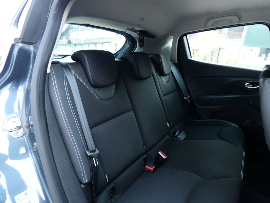 Renault Clio — 18