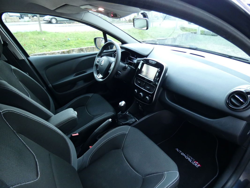 Renault Clio — 20