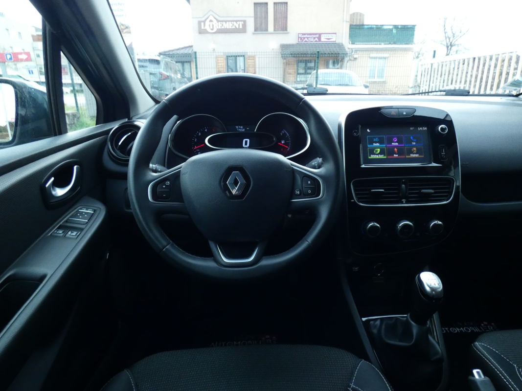 Renault Clio — 15