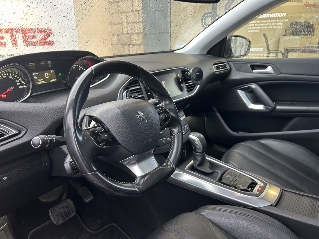 Peugeot 308 SW — 7