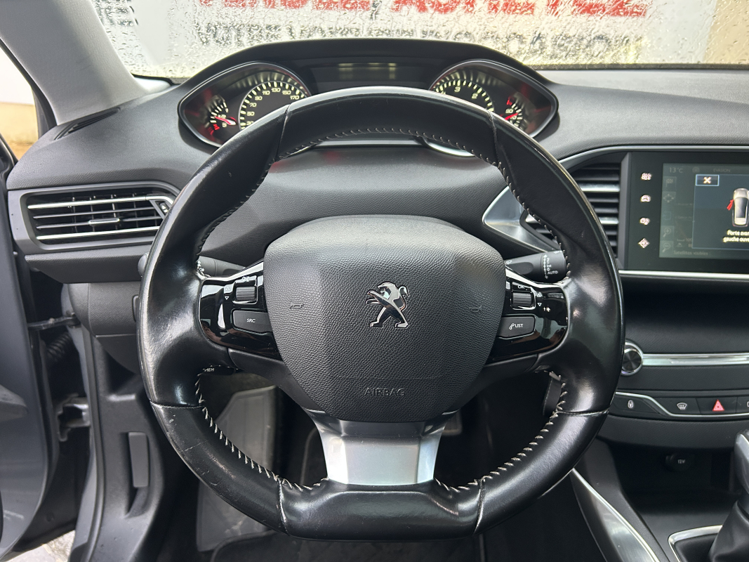 Peugeot 308 SW — 10