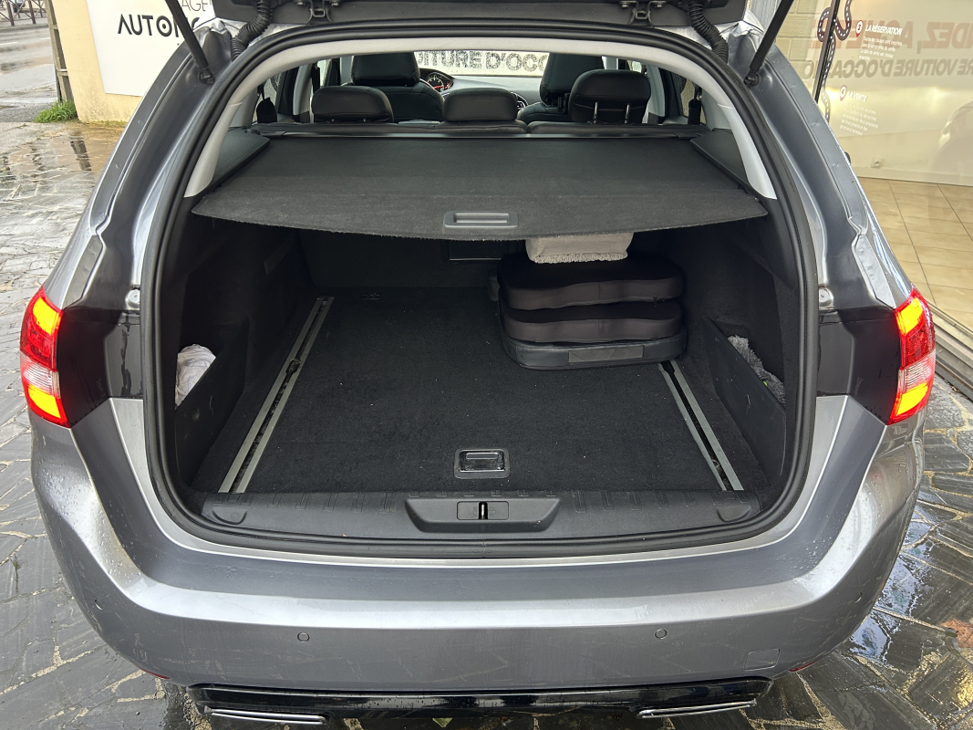 Peugeot 308 SW — 15