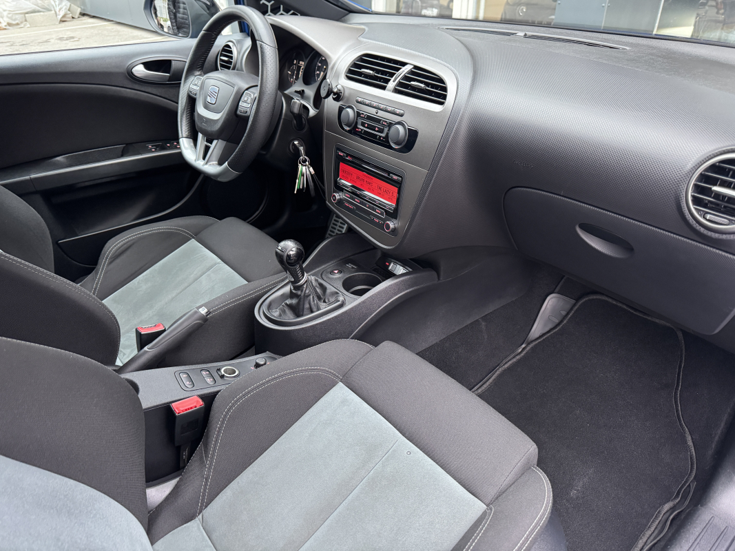 Seat Leon — 24