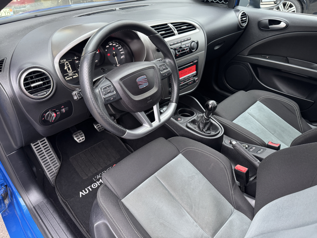 Seat Leon — 7