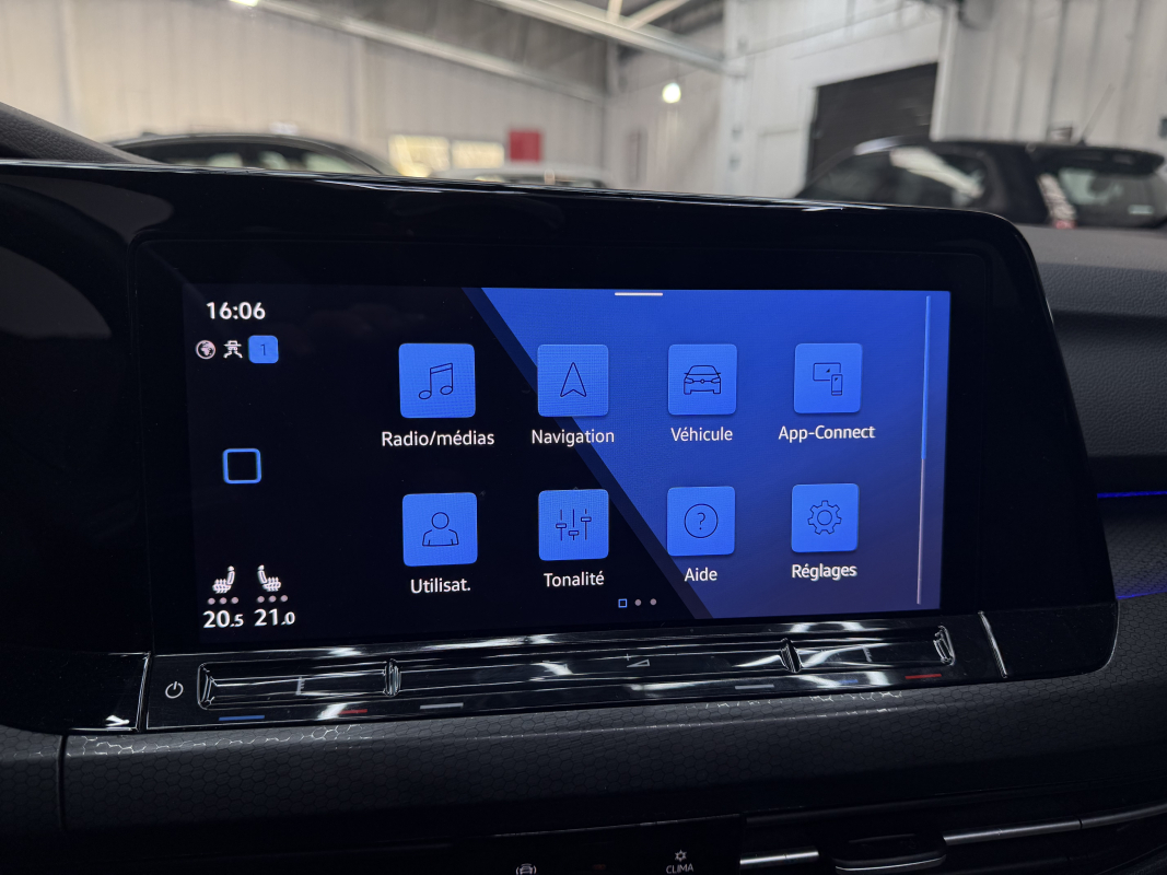 Volkswagen Golf — 19