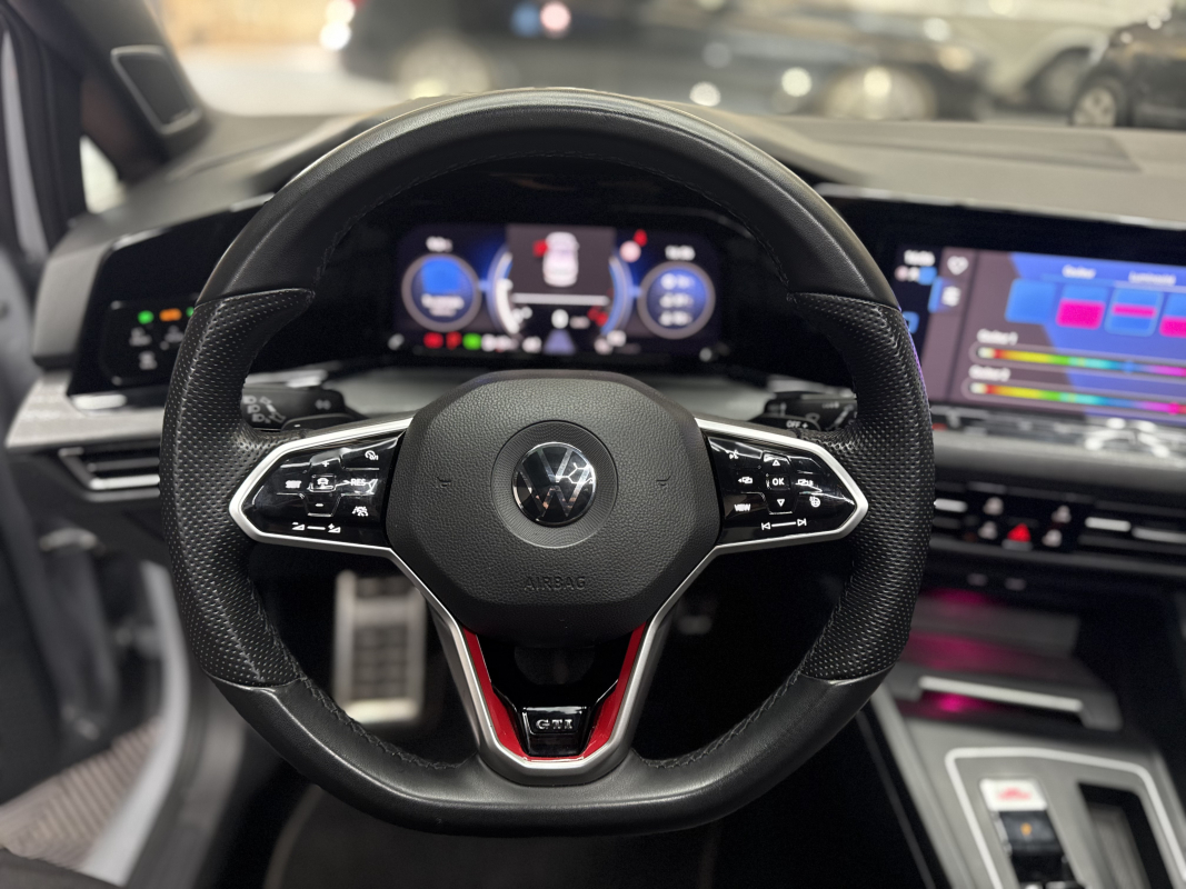Volkswagen Golf — 22