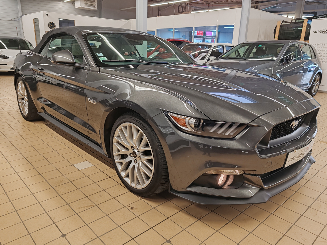 Ford Mustang — 3