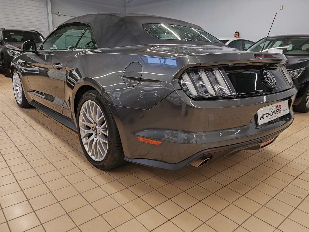 Ford Mustang — 6