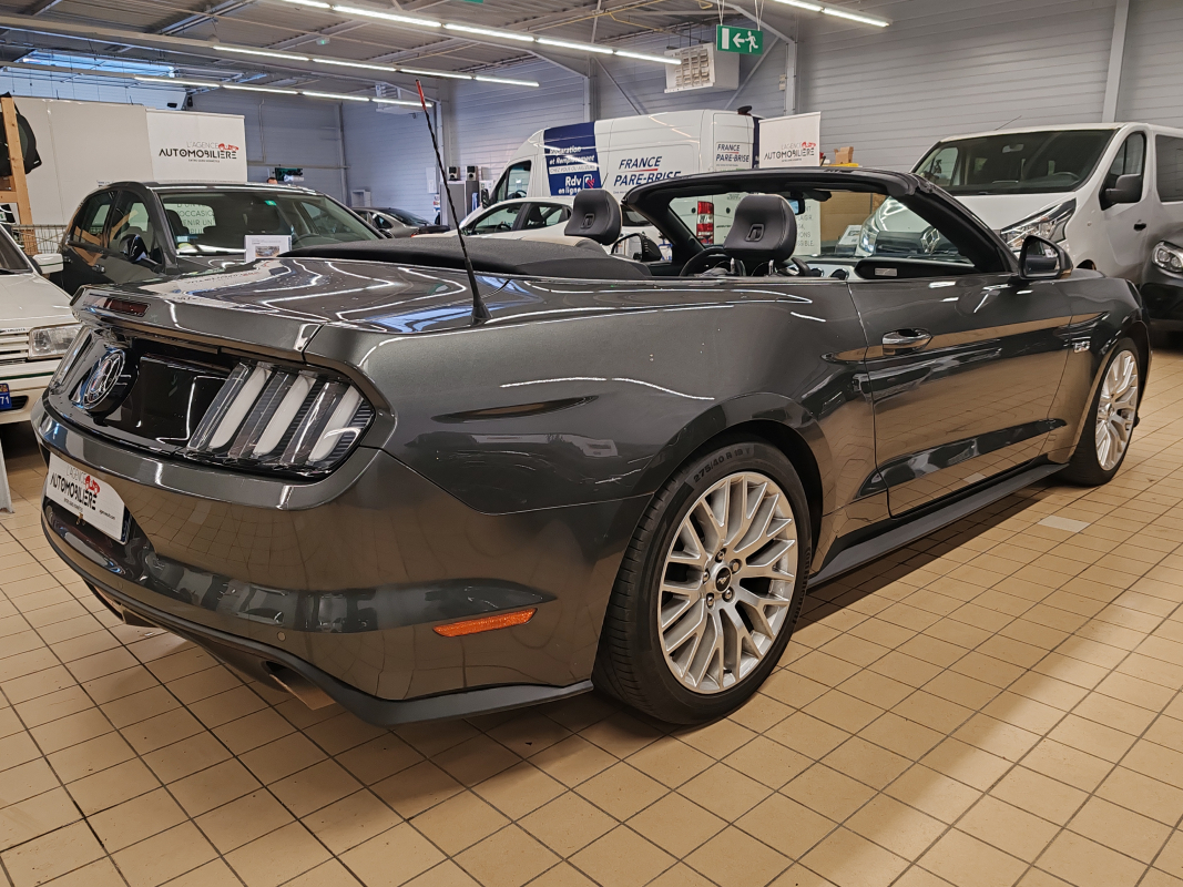 Ford Mustang — 10