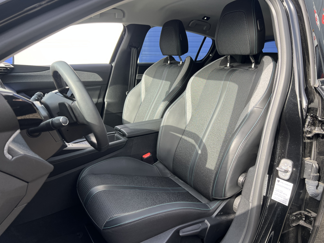 Peugeot 308 — 9