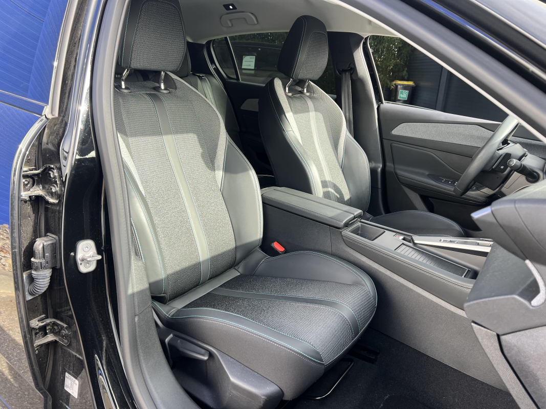 Peugeot 308 — 19