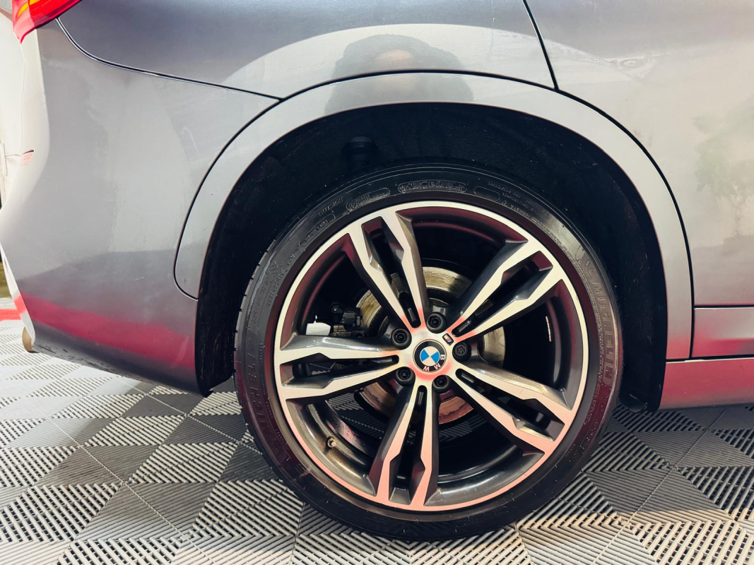 Bmw X1 — 18