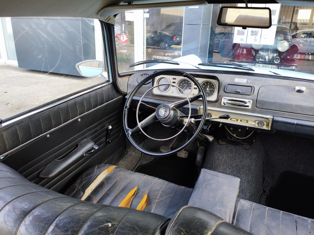 Peugeot 404 — 10