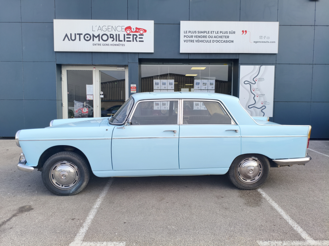 Peugeot 404 — 4
