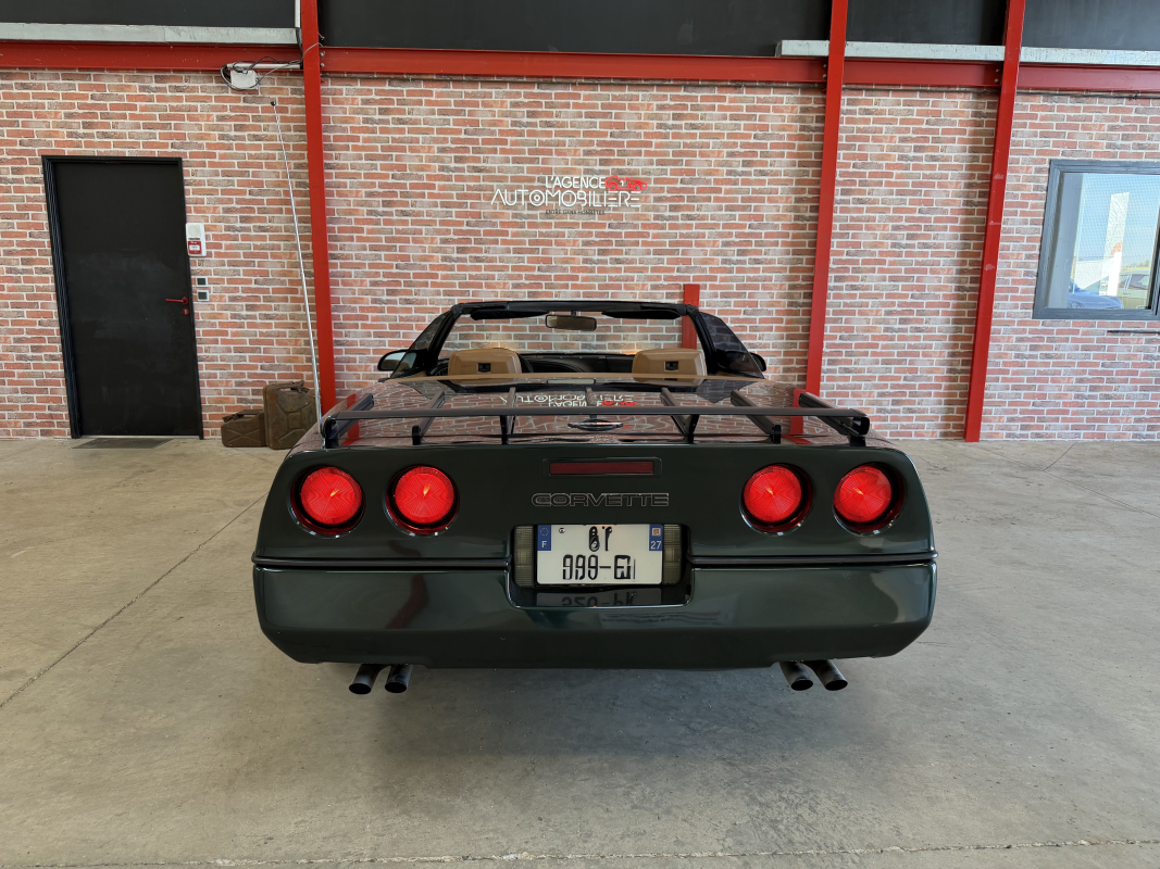 Chevrolet Corvette — 15