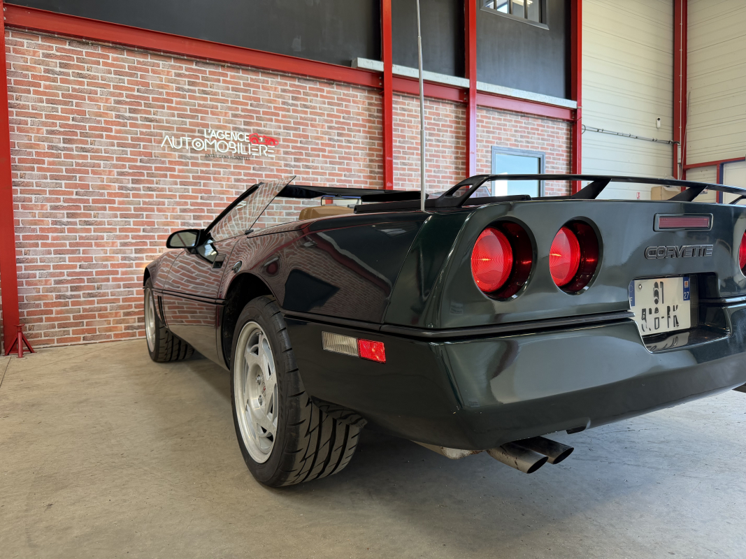 Chevrolet Corvette — 17