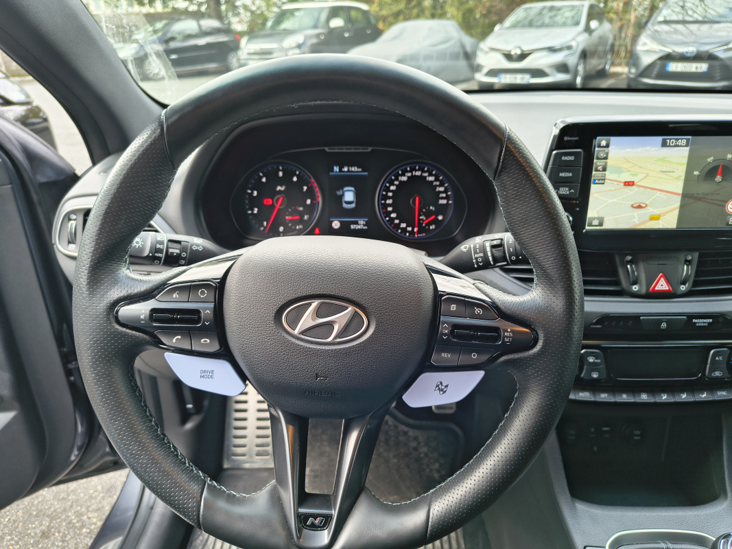 Hyundai i30 — 12
