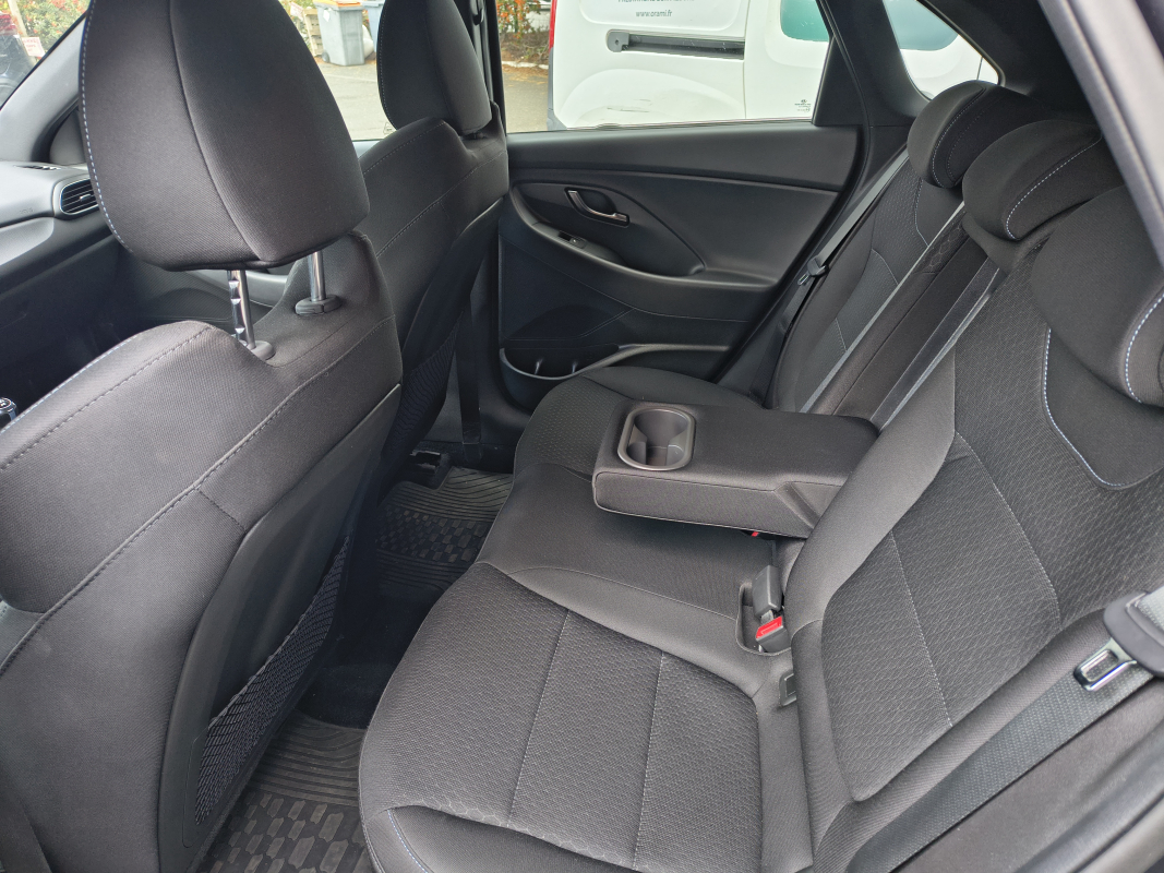 Hyundai i30 — 23