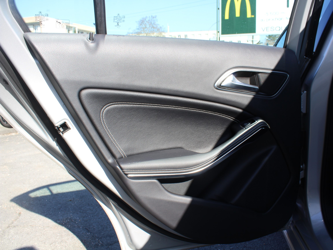 Mercedes Classe A — 26
