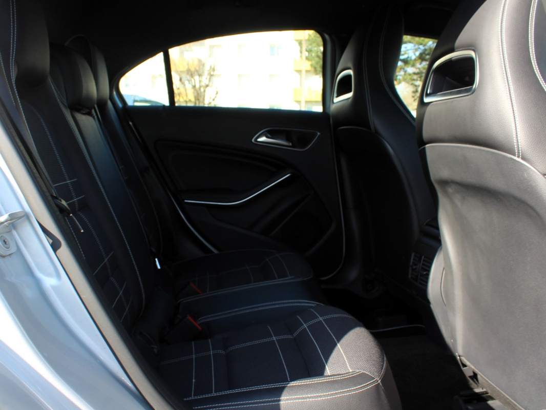 Mercedes Classe A — 12