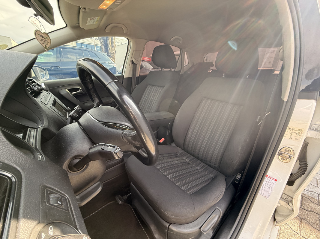 Volkswagen Polo — 11