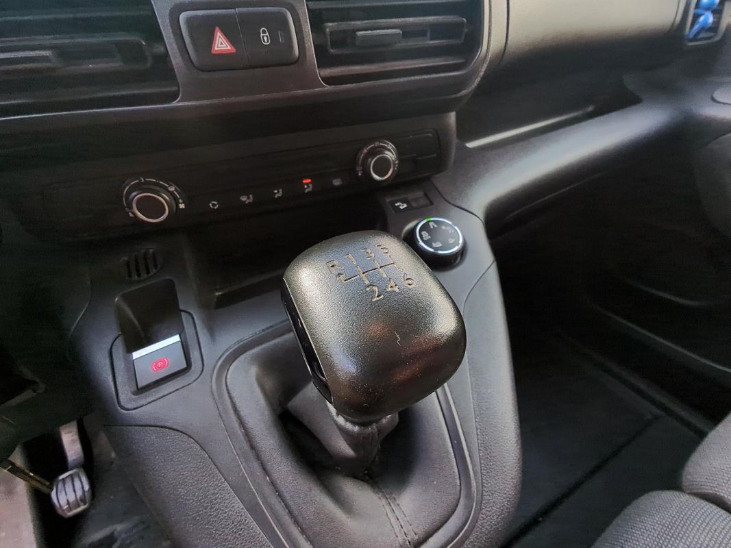 Peugeot Partner — 14