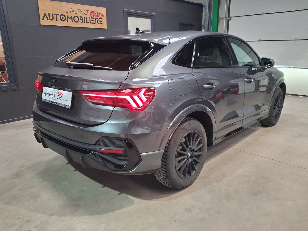 Audi Q3 — 10