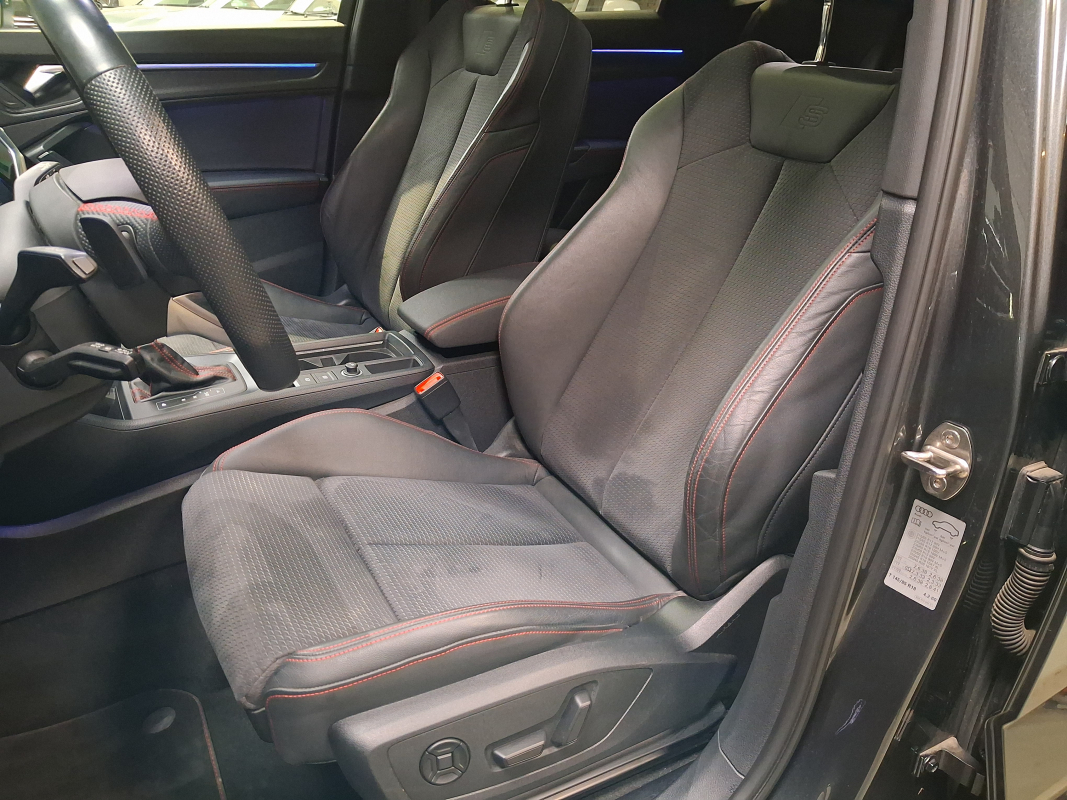 Audi Q3 — 18