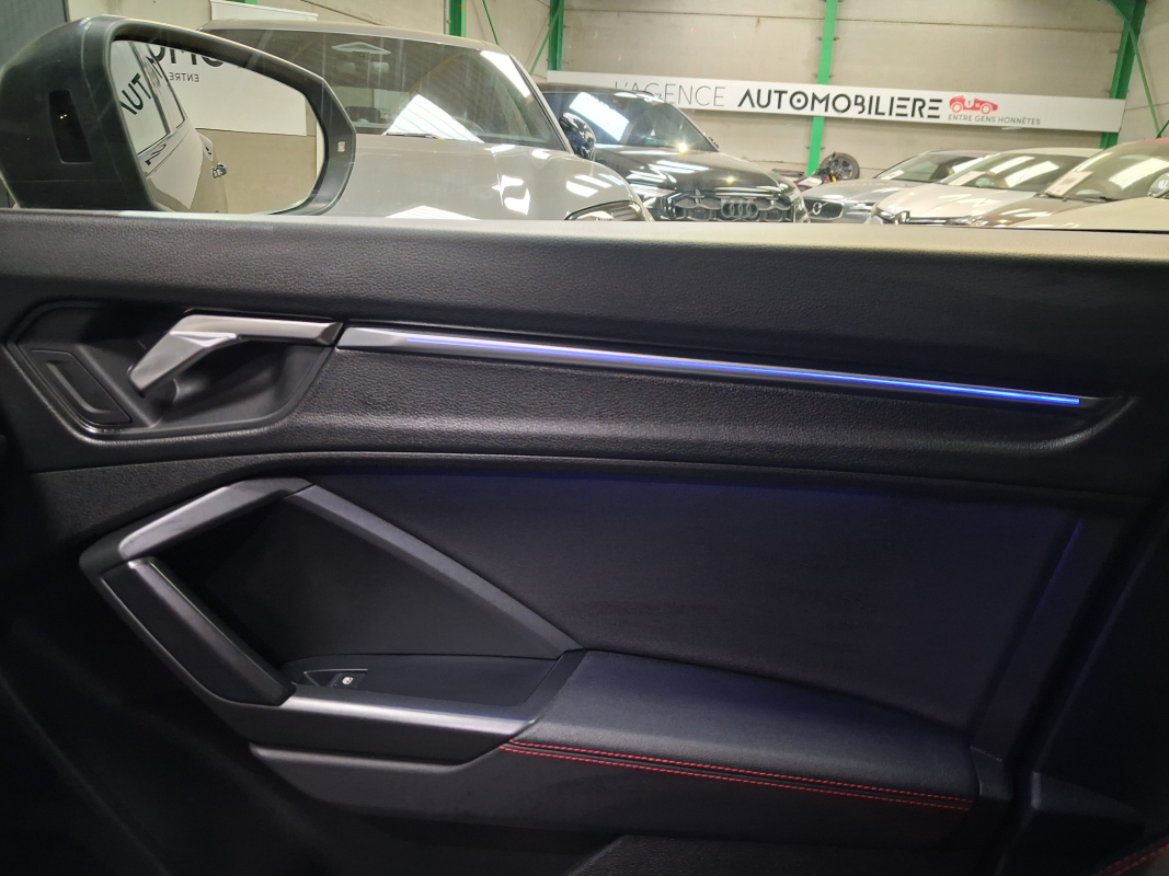 Audi Q3 — 19