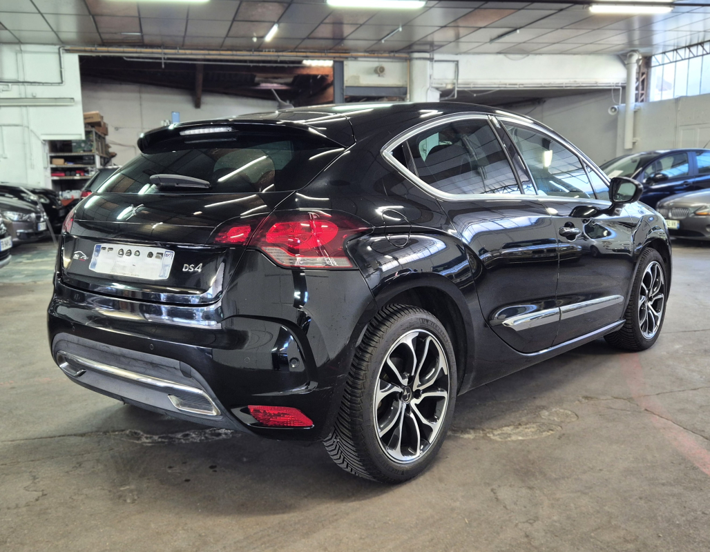 DS DS4 — 4