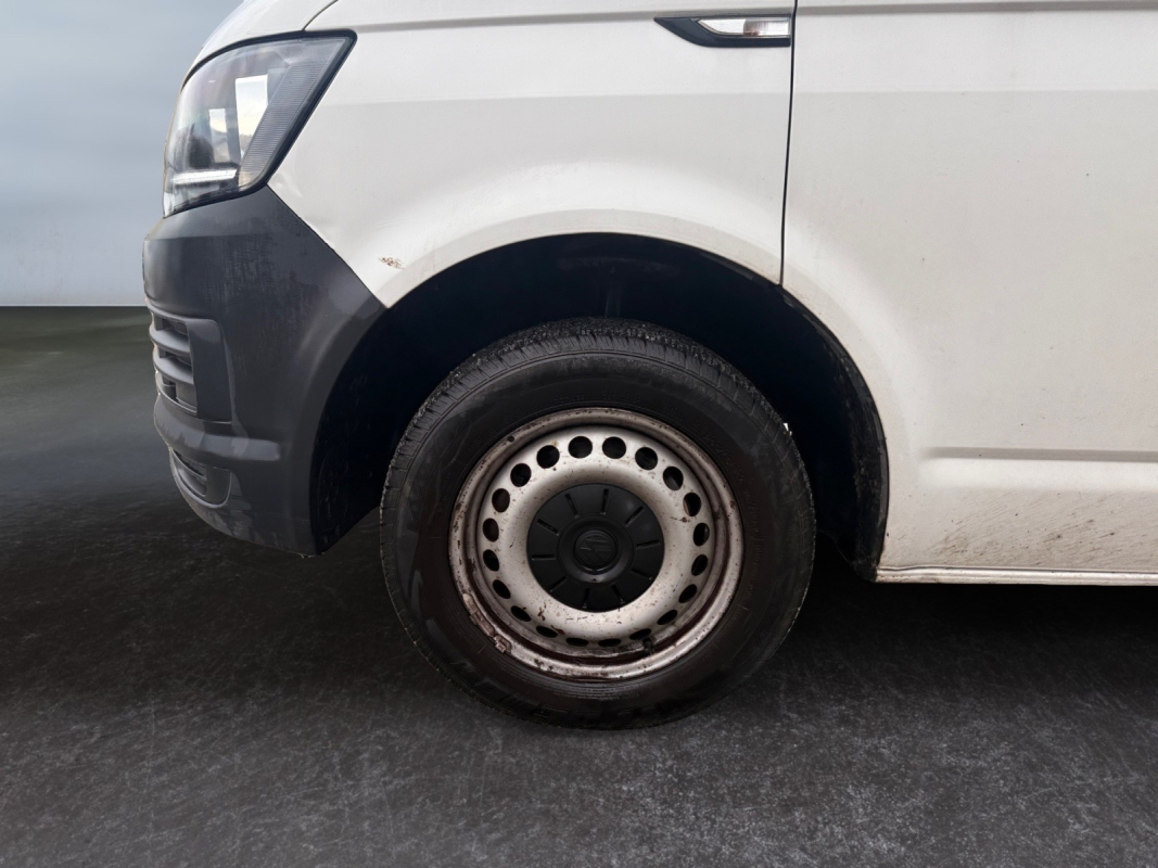 Volkswagen Transporter — 13