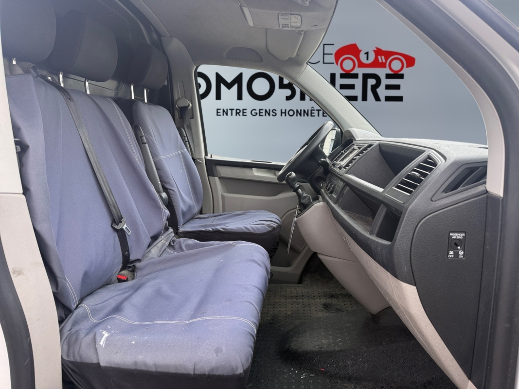 Volkswagen Transporter — 10