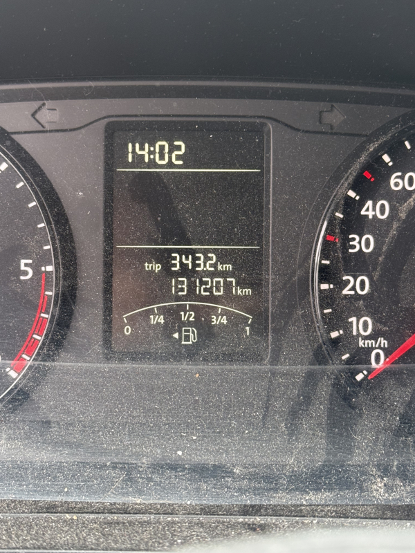 Volkswagen Transporter — 11