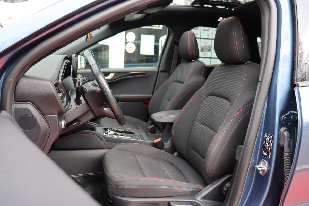Ford Kuga — 25