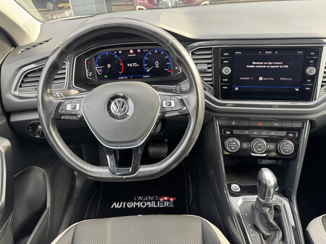 Volkswagen T-roc — 11