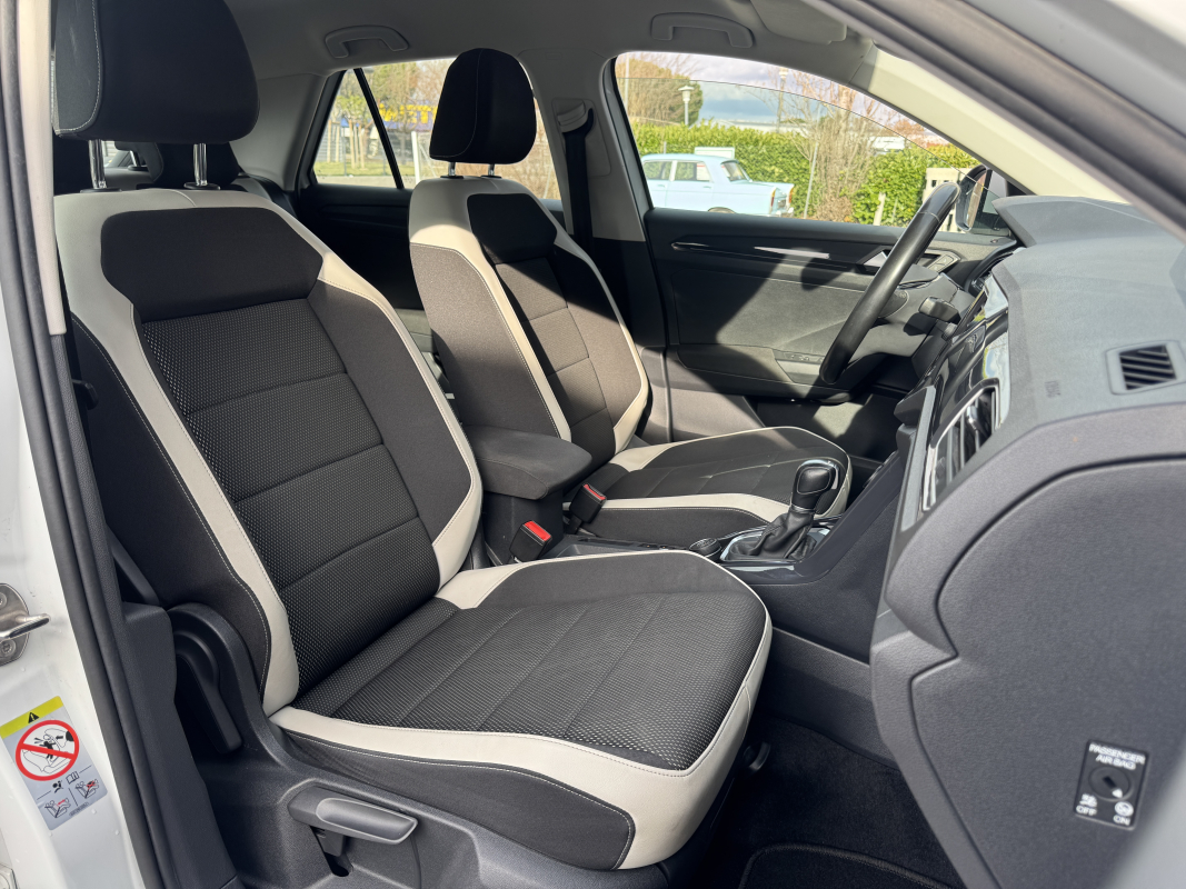 Volkswagen T-roc — 30
