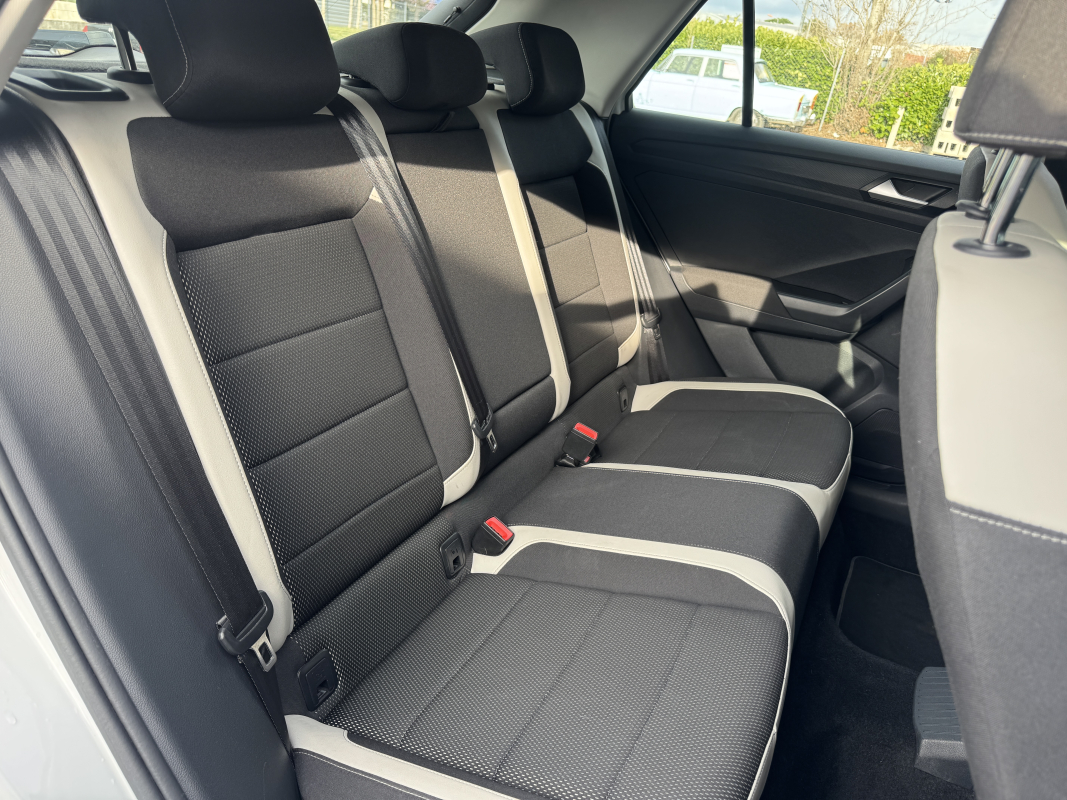 Volkswagen T-roc — 27