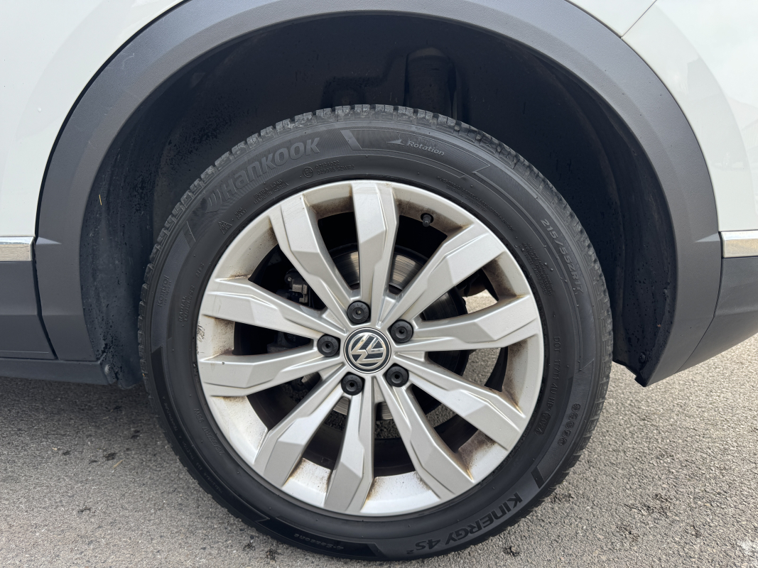 Volkswagen T-roc — 33