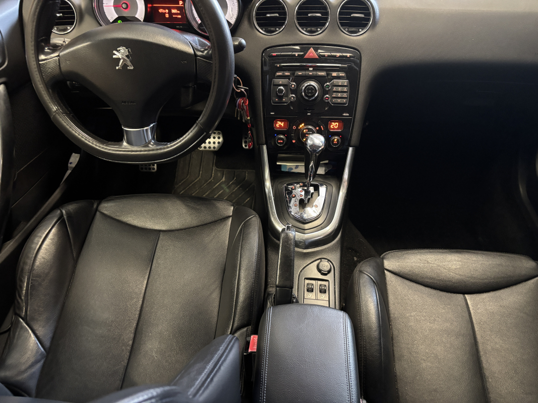Peugeot 308 — 21