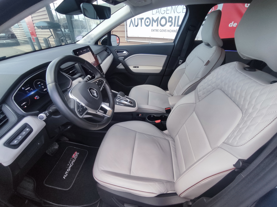 Renault Captur — 12