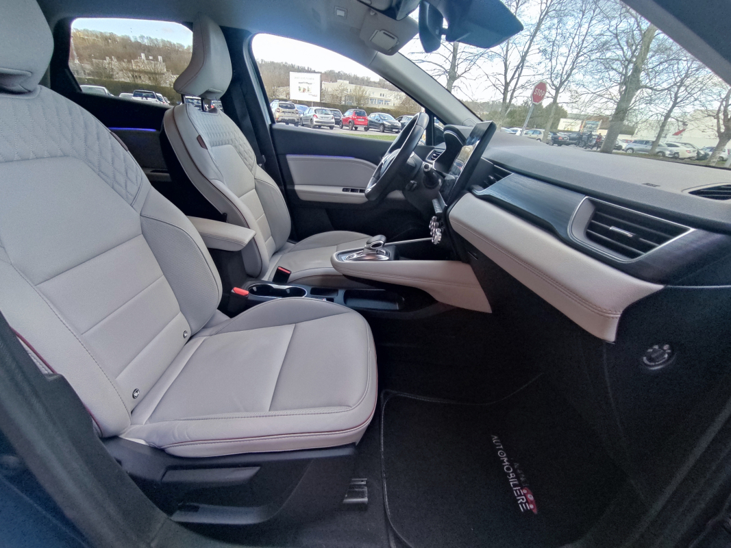 Renault Captur — 14
