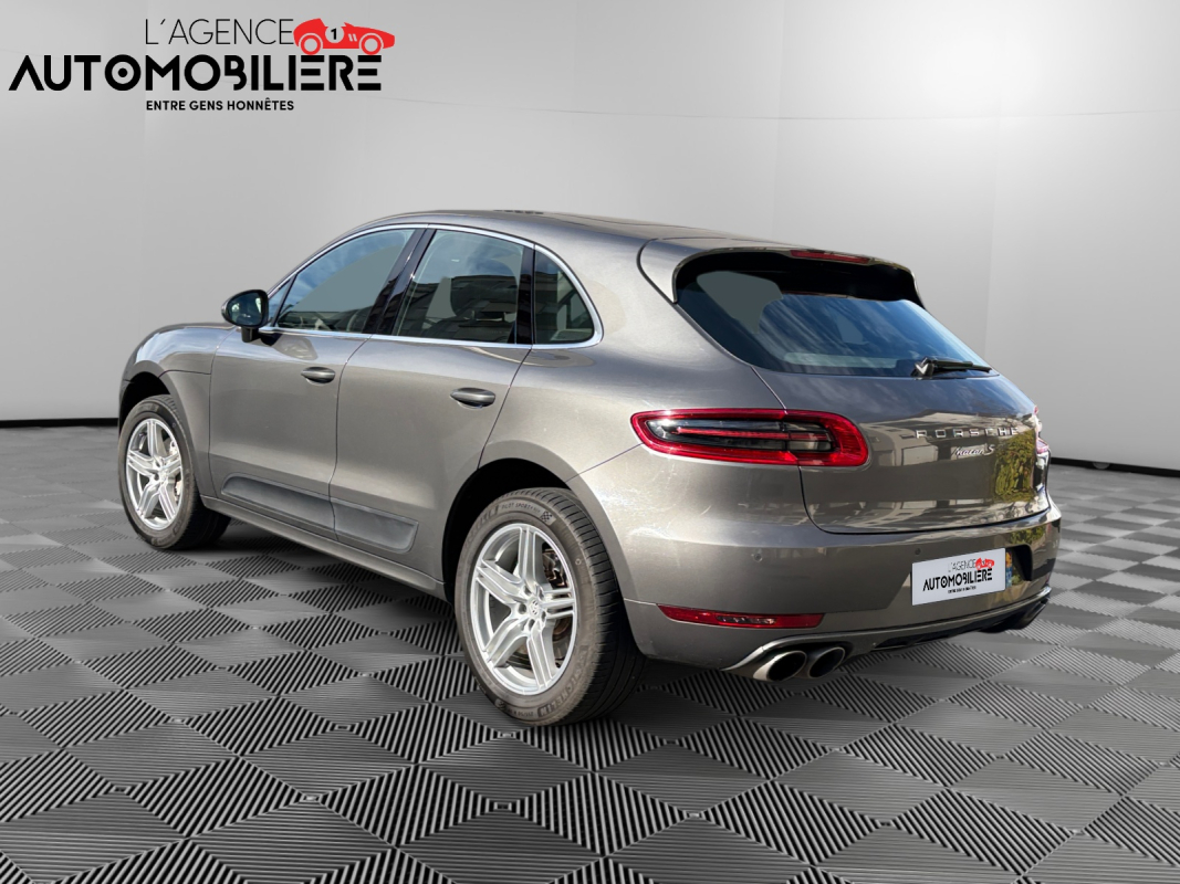 Porsche Macan — 7