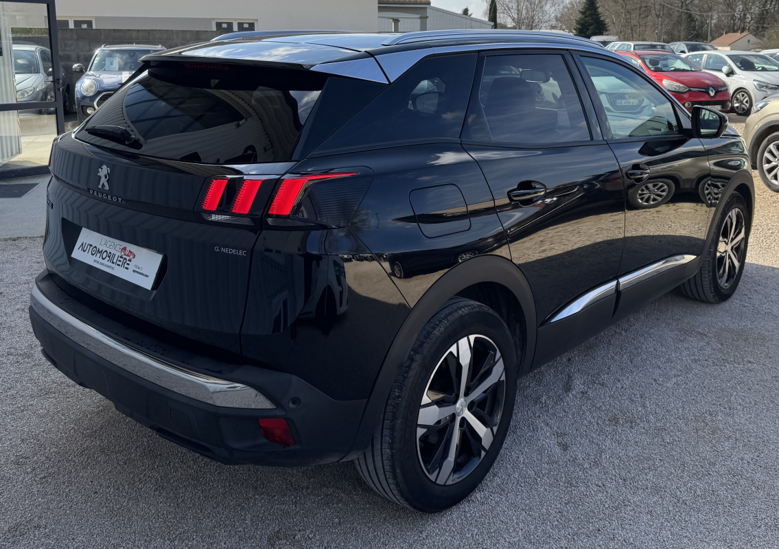 Peugeot 3008 — 7