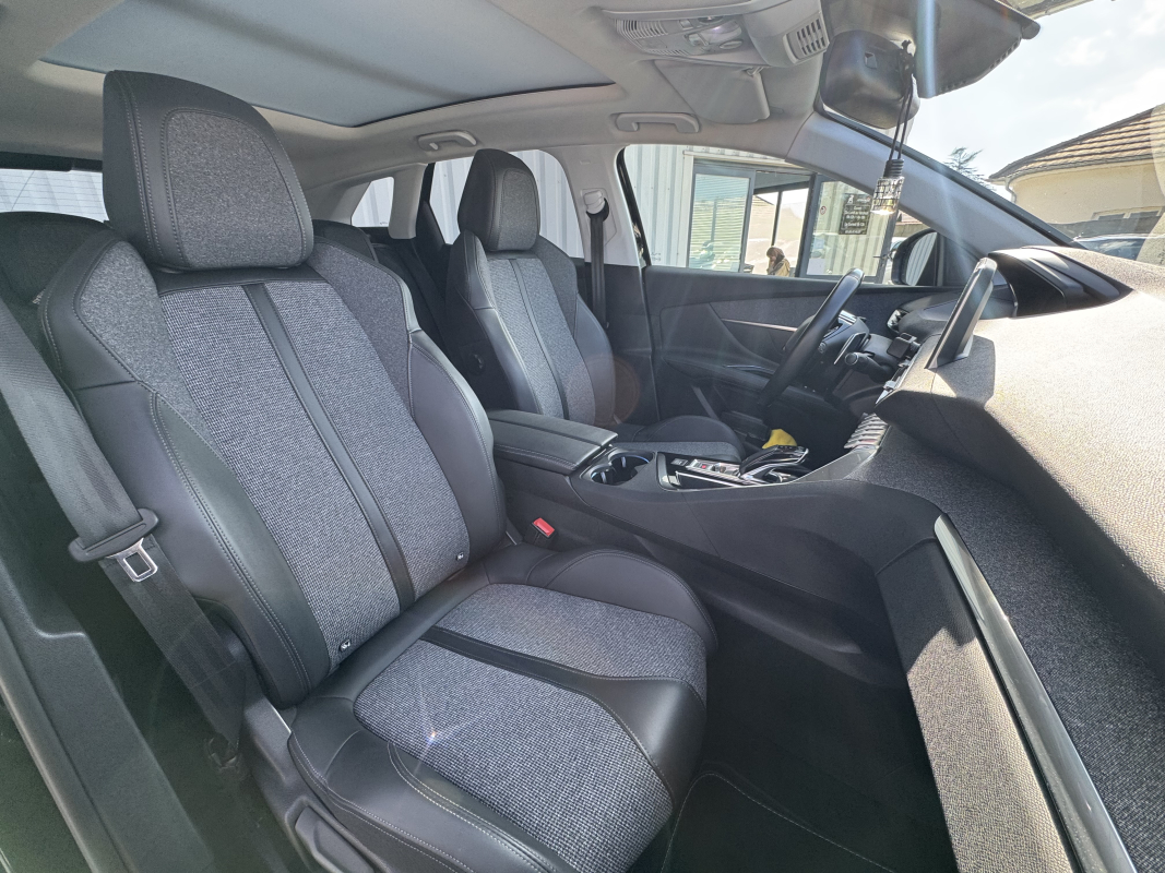 Peugeot 3008 — 18