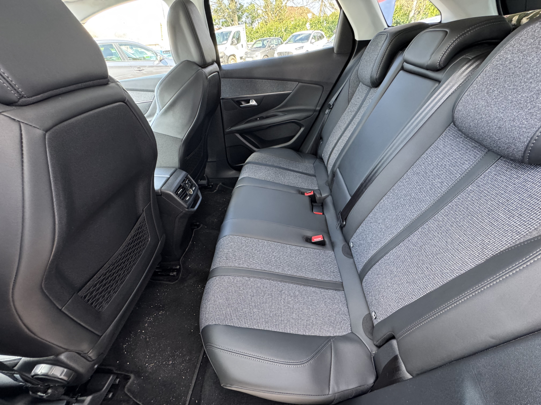 Peugeot 3008 — 20