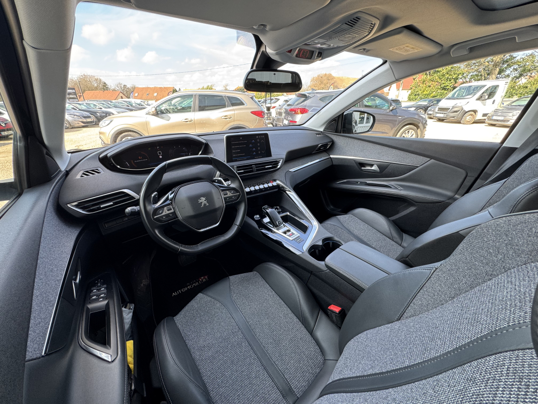 Peugeot 3008 — 10